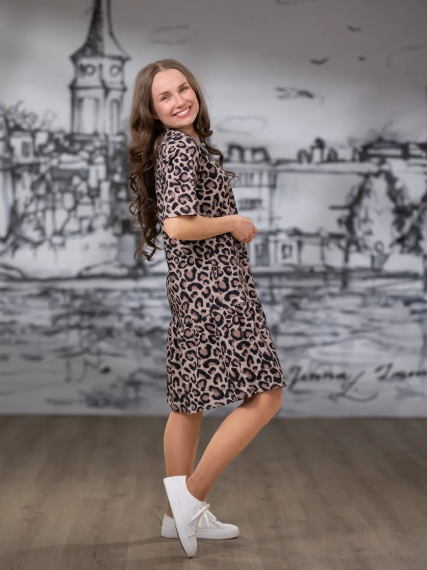 SELMAmekko lyhythiha (Vapaa taupe trikoo)