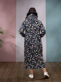 SLOWmekko (Kahvilassa musta / pastelli joustocollege)